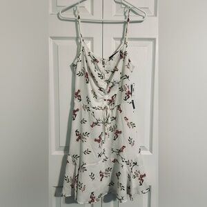 TRIXXI White Floral Dress SZ XL
